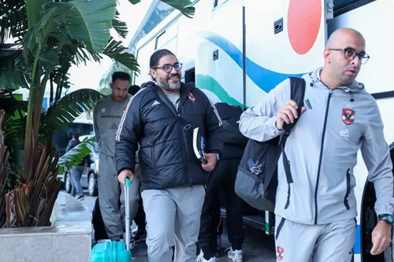 عودة المعد النفسي.. مصدر في الأهلي يكشف كواليس ظهور أبو الوفا في رحلة الترجي 